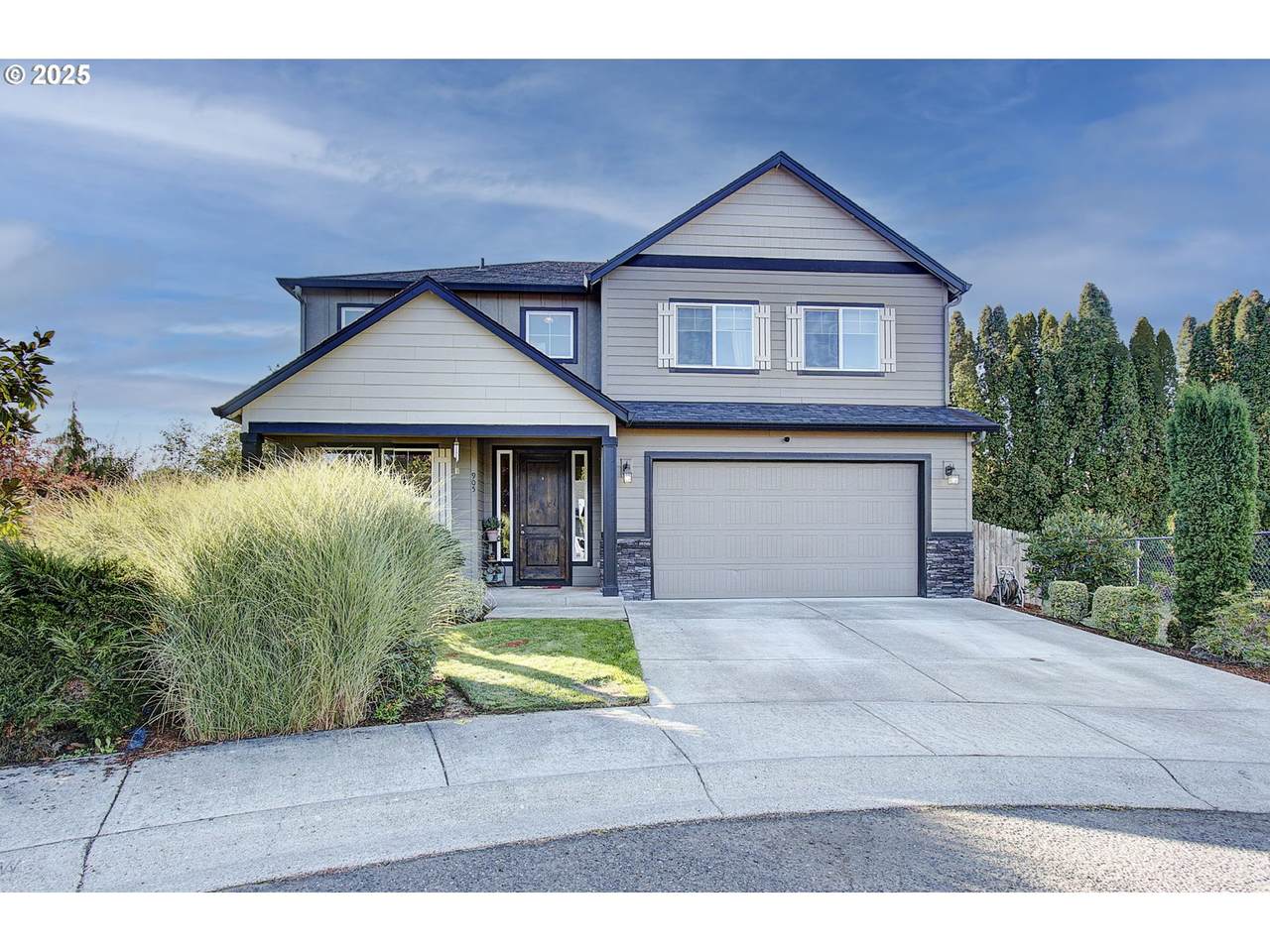 905 105TH Cir - Photo 1