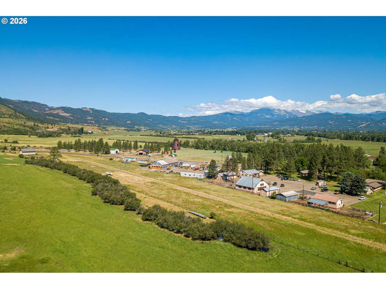 https://bt-photos.global.ssl.fastly.net/portland/1280_boomver_1_178792106-2.jpg