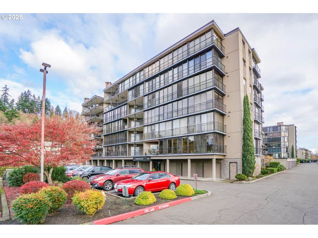 https://bt-photos.global.ssl.fastly.net/portland/1280_boomver_1_180842800-2.jpg