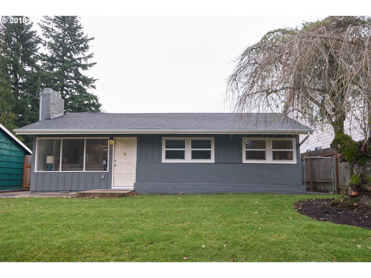 11014 Siskiyou St - Photo 1