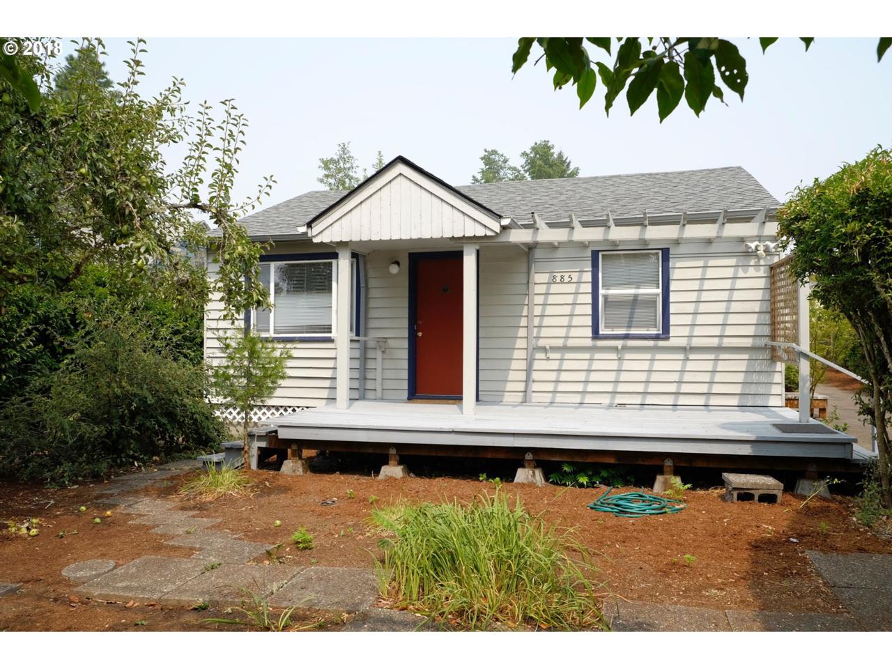 885 36TH Ave - Photo 1