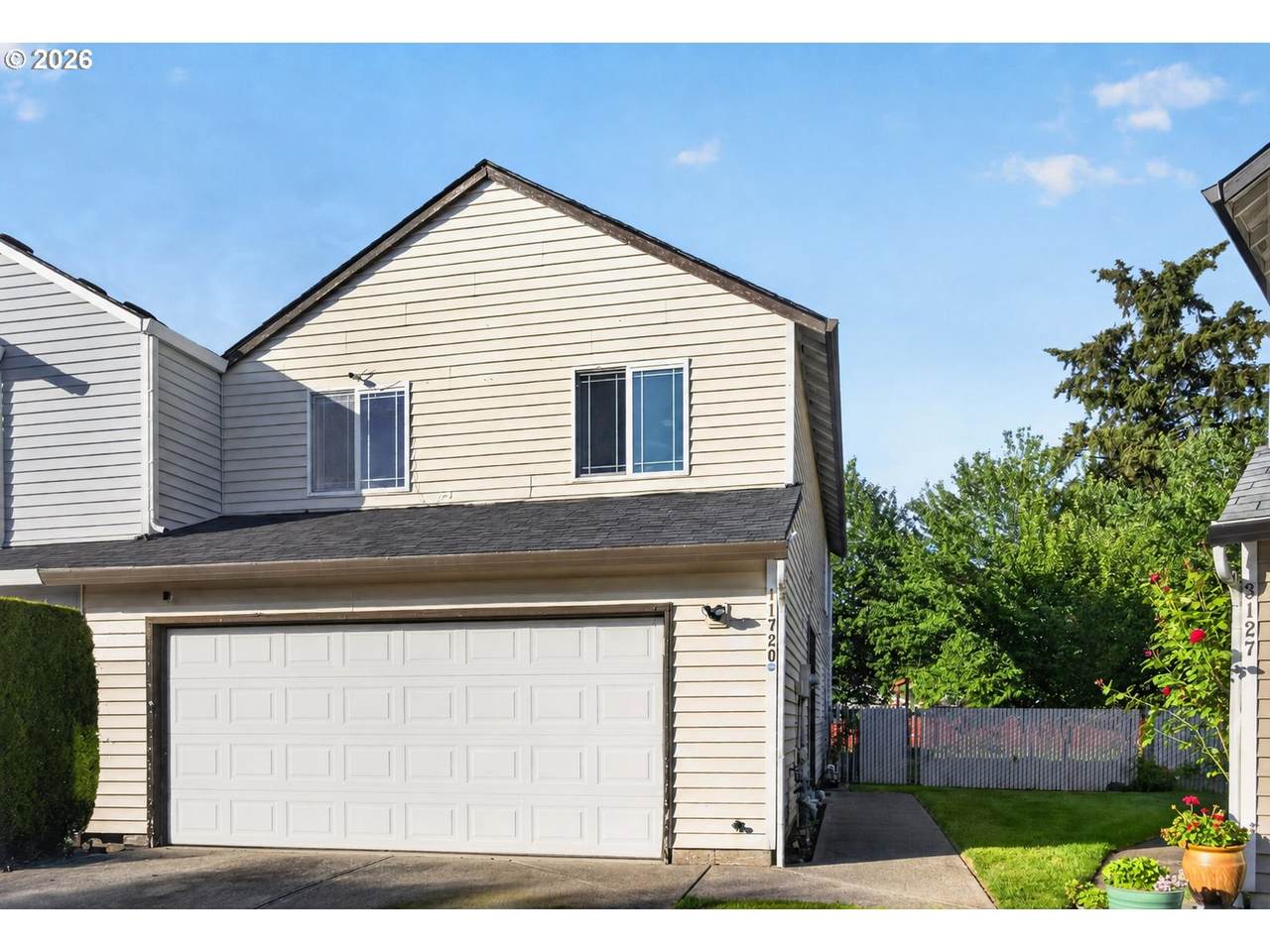 11720 32ND St - Photo 1