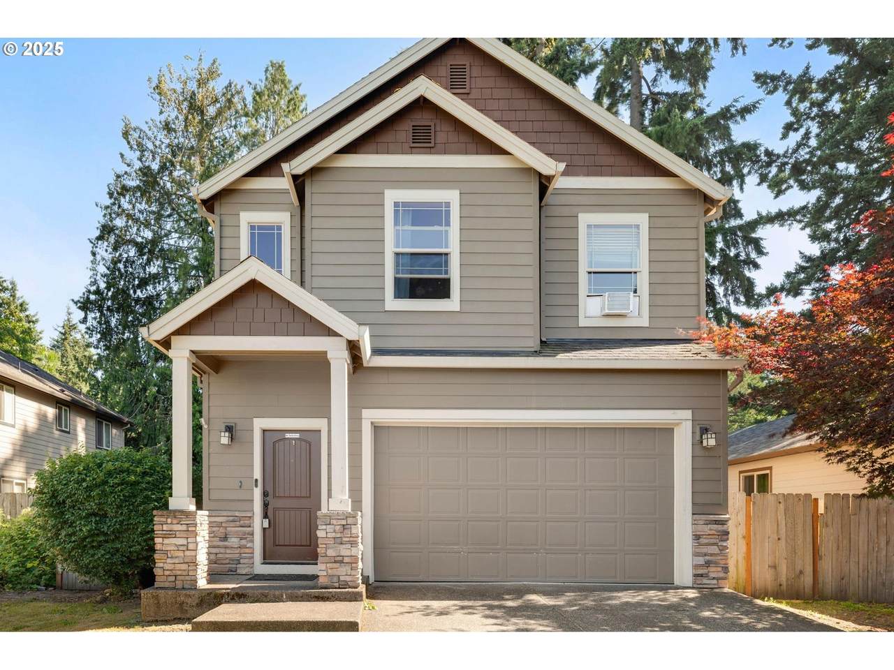 943 172ND Ave - Photo 1