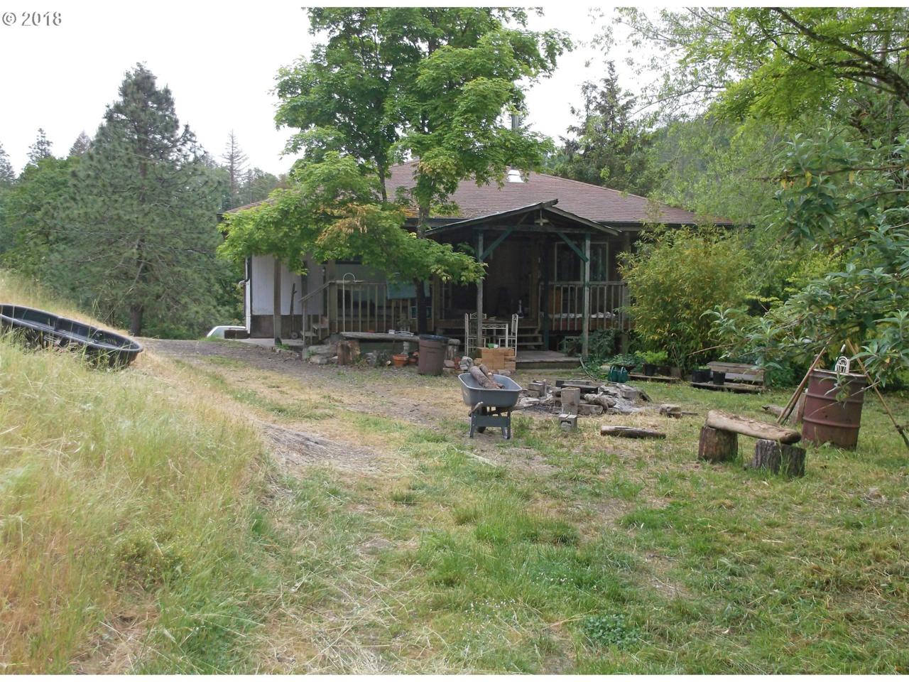 693 Hoover Hill Rd - Photo 1