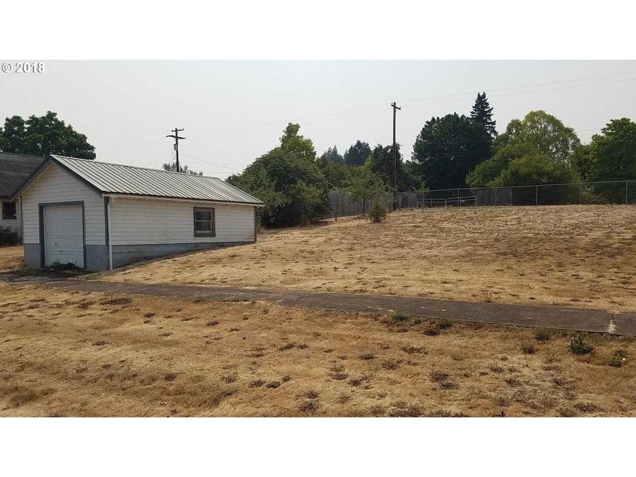 453 Alder St - Photo 1
