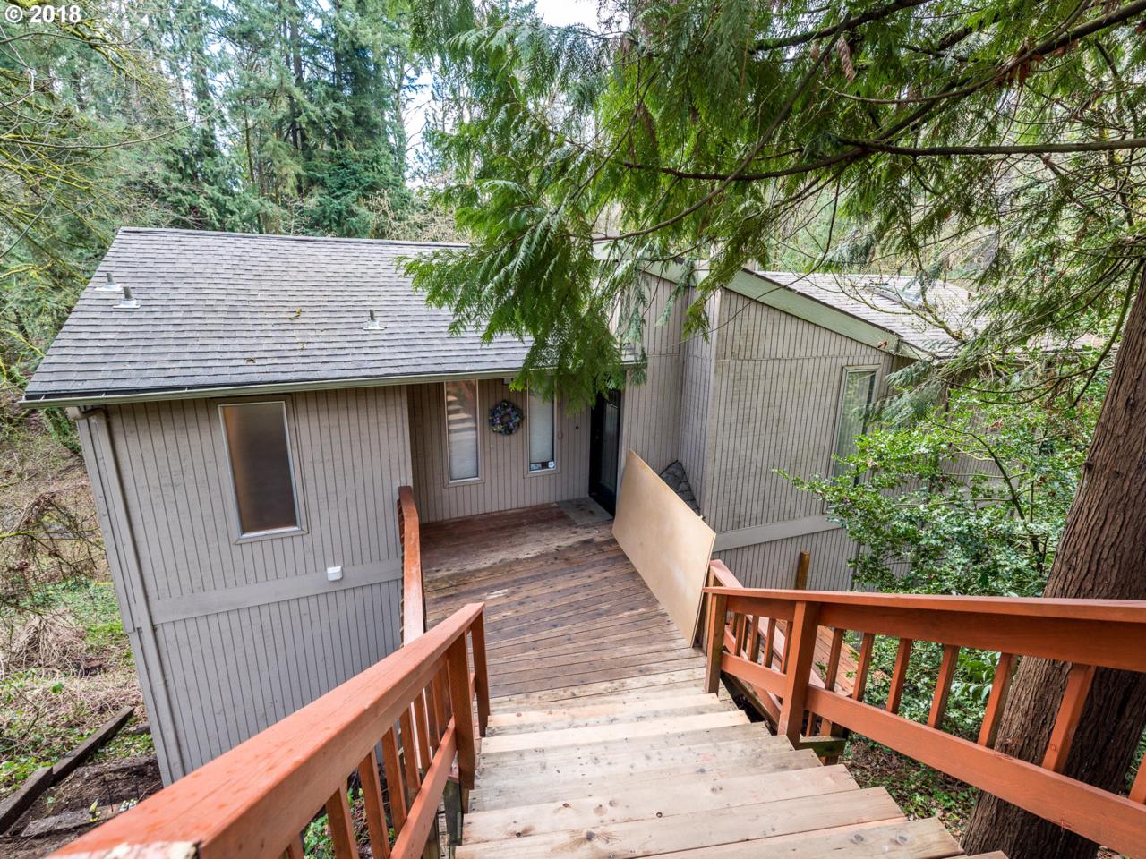 202 Custer St - Photo 1