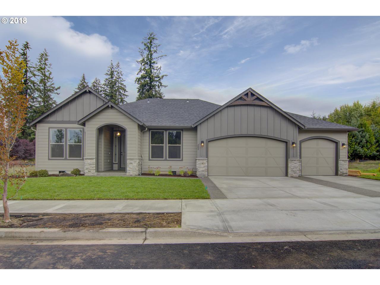 202 28TH St - Photo 1