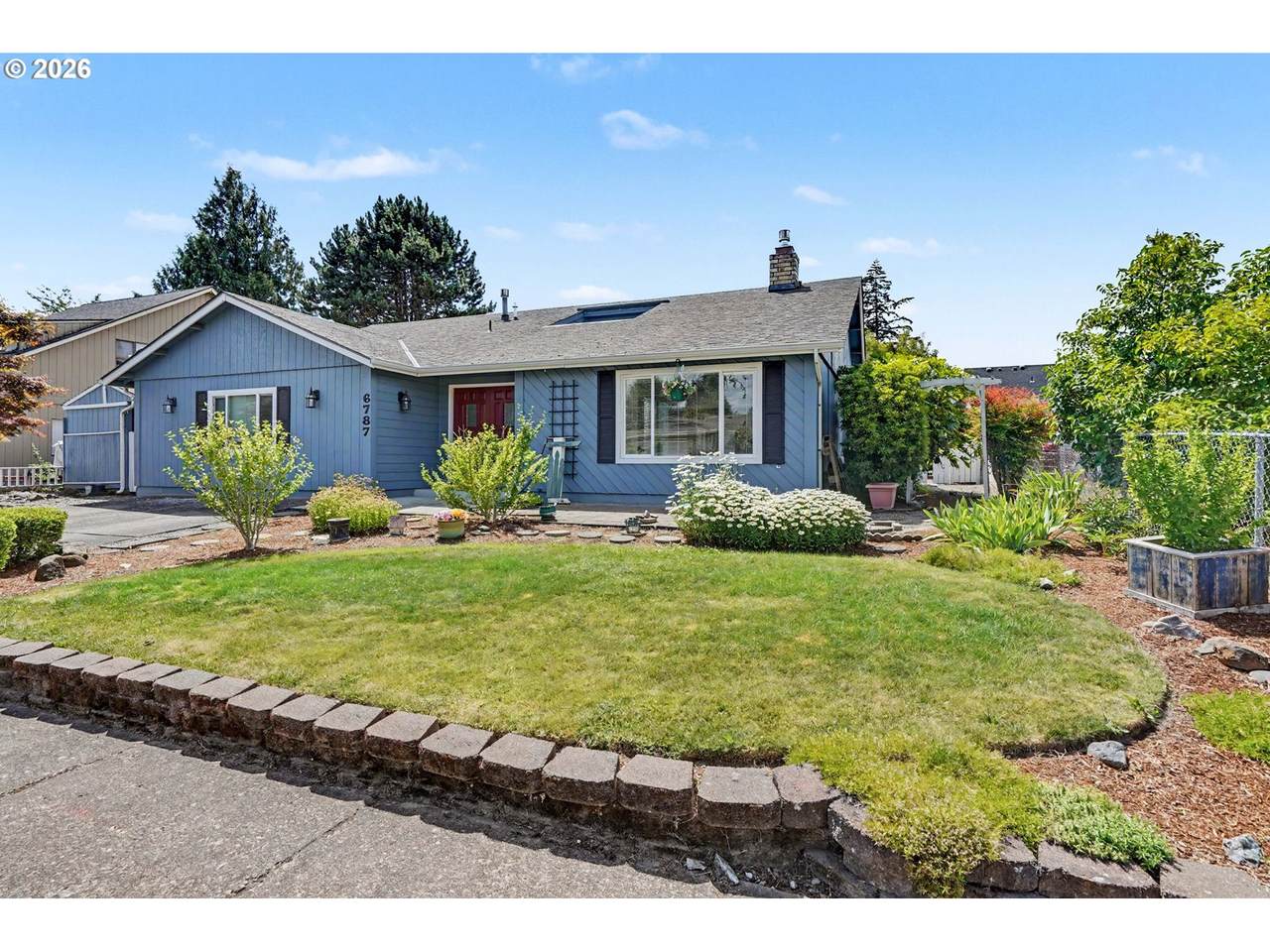 https://bt-photos.global.ssl.fastly.net/portland/1280_boomver_1_184525496-2.jpg