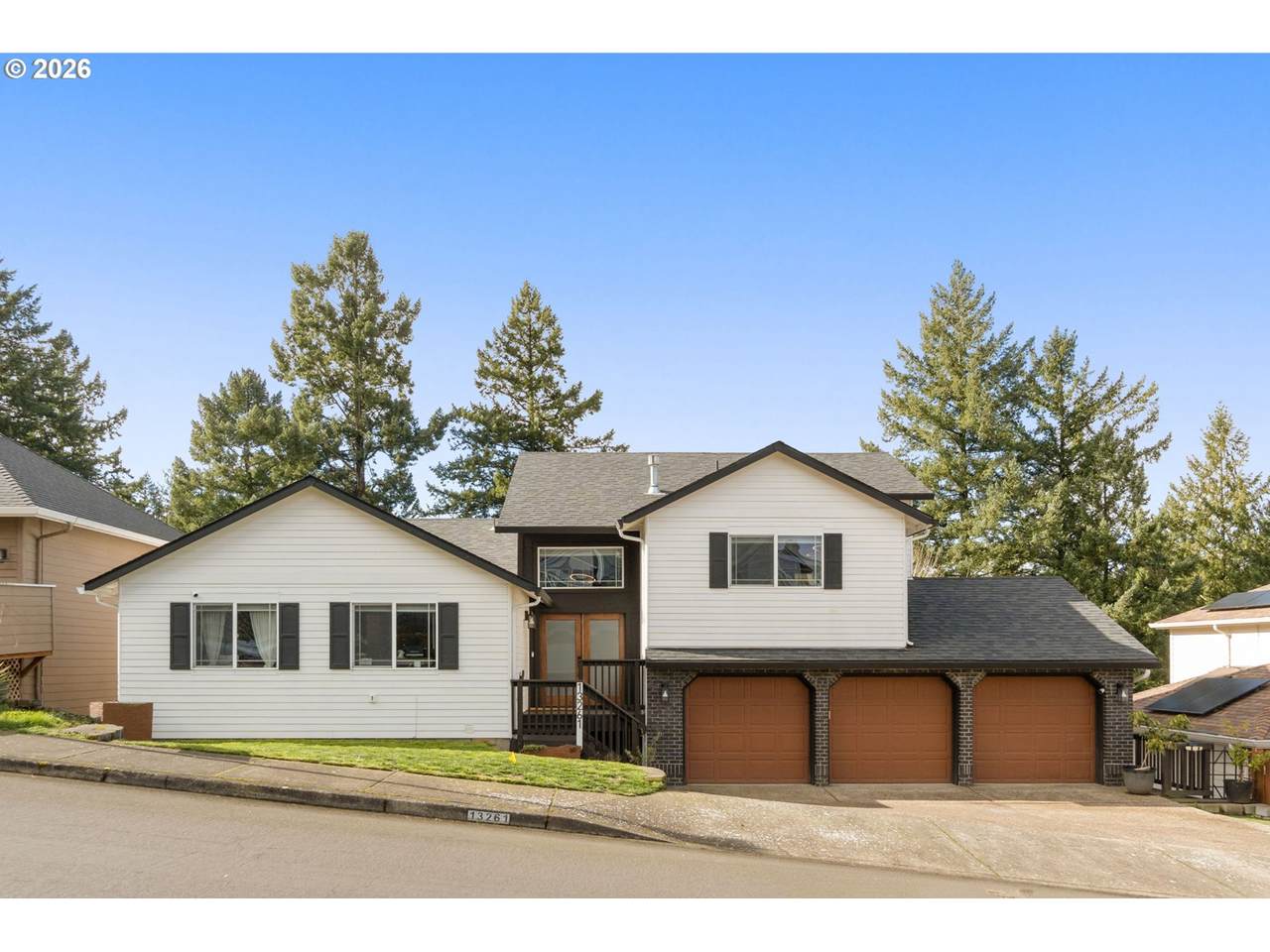 13261 Essex Dr - Photo 1