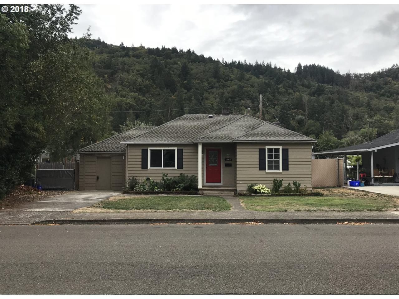 1663 Catherine Ave - Photo 1