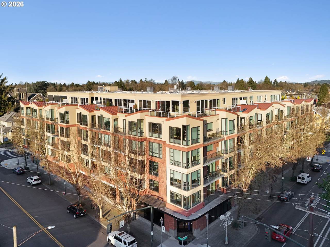 1620 Broadway St - Photo 1