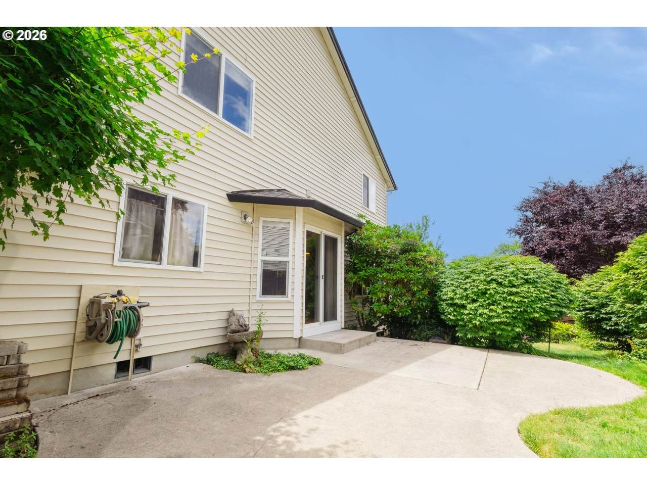 https://bt-photos.global.ssl.fastly.net/portland/1280_boomver_1_189473728-2.jpg