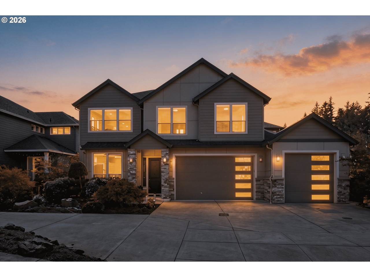 2036 44TH Ave - Photo 1
