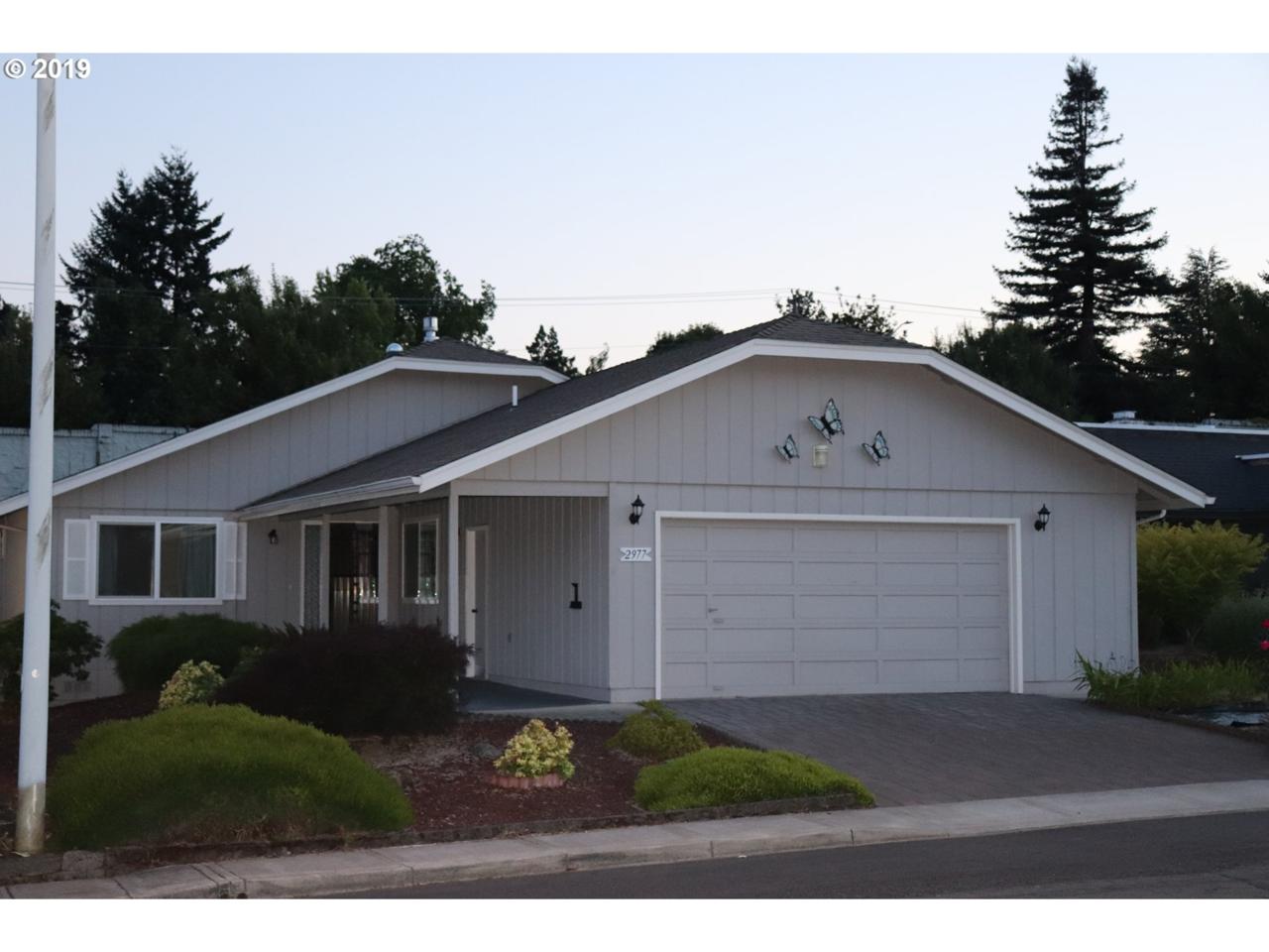 2977 Twin Oak Pl - Photo 1