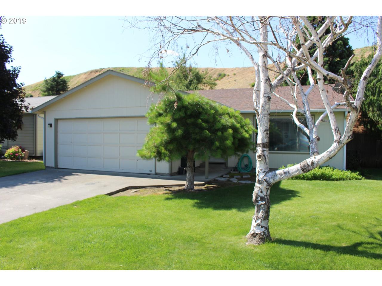 845 1ST - Photo 1