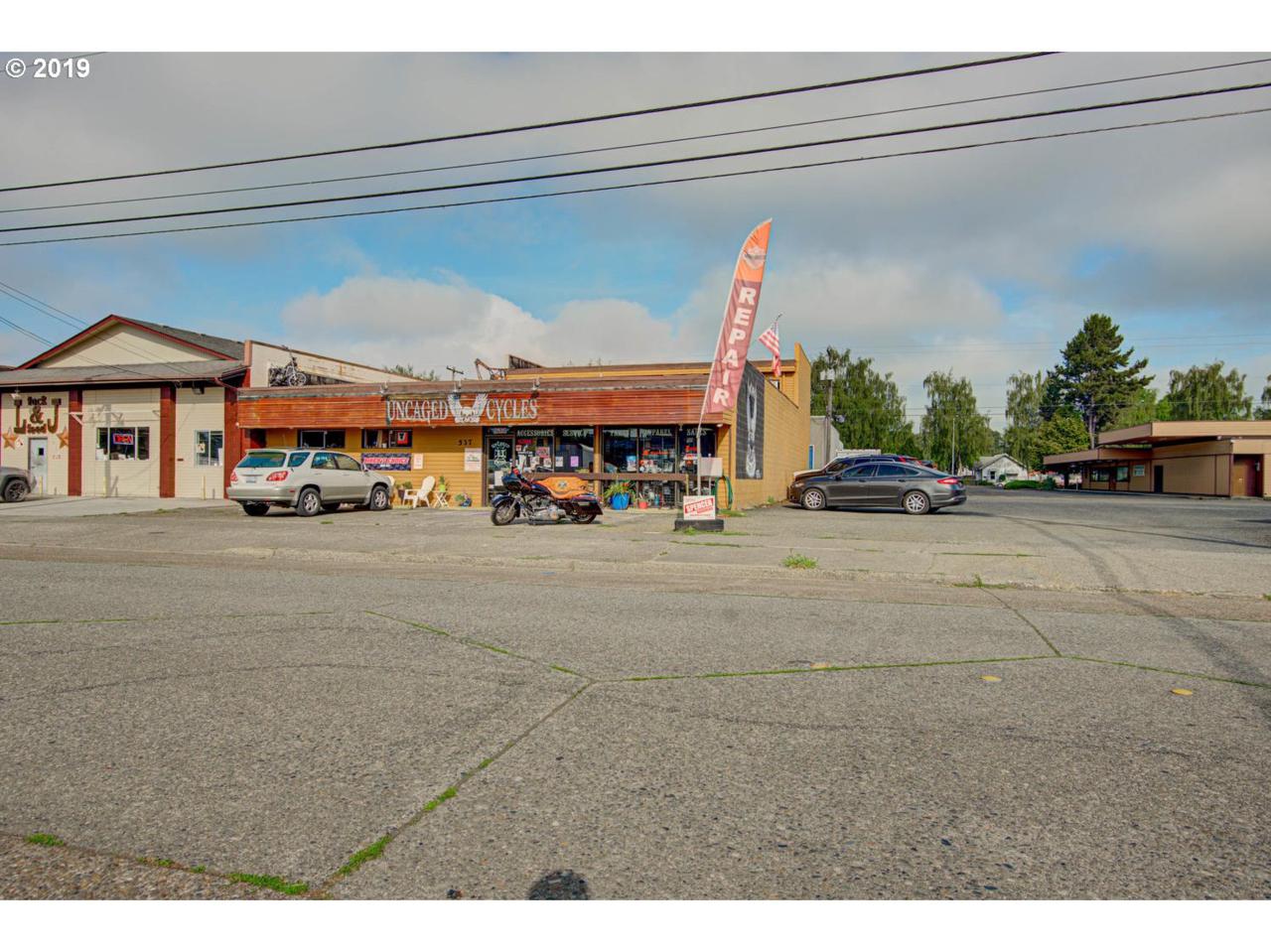 537 14TH Ave - Photo 1