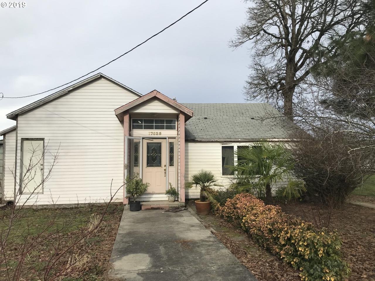 17525 Stark St - Photo 1