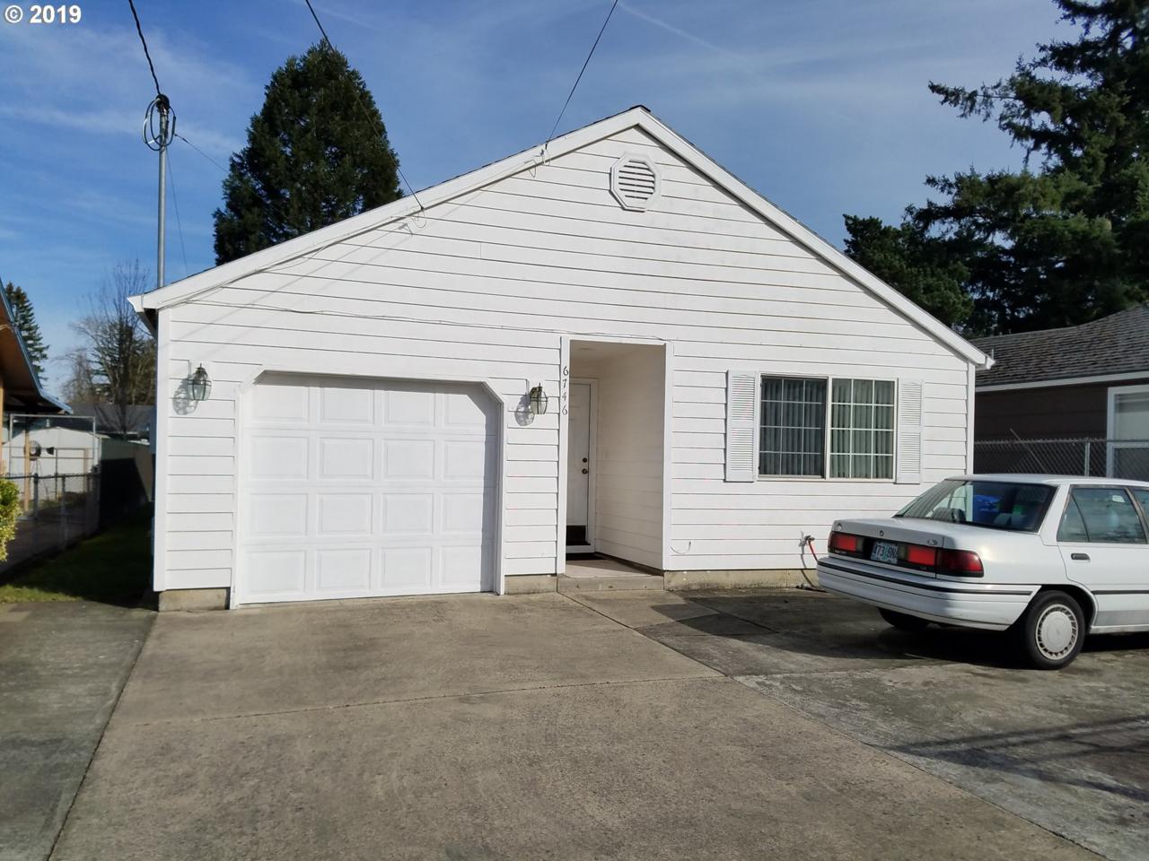 6746 75TH Ave - Photo 1