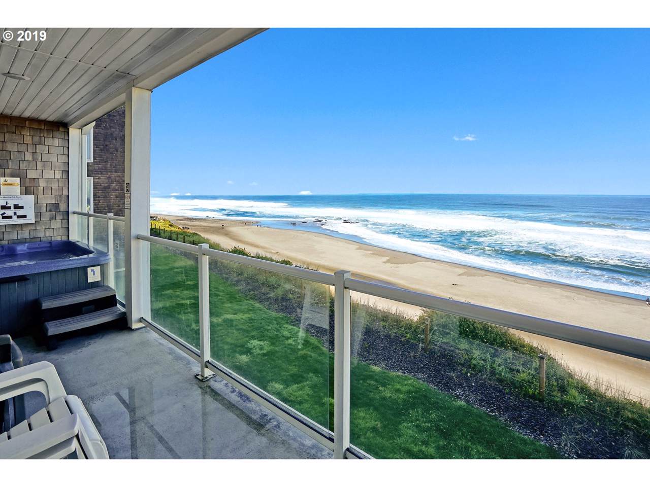 1723 Harbor Ave - Photo 1