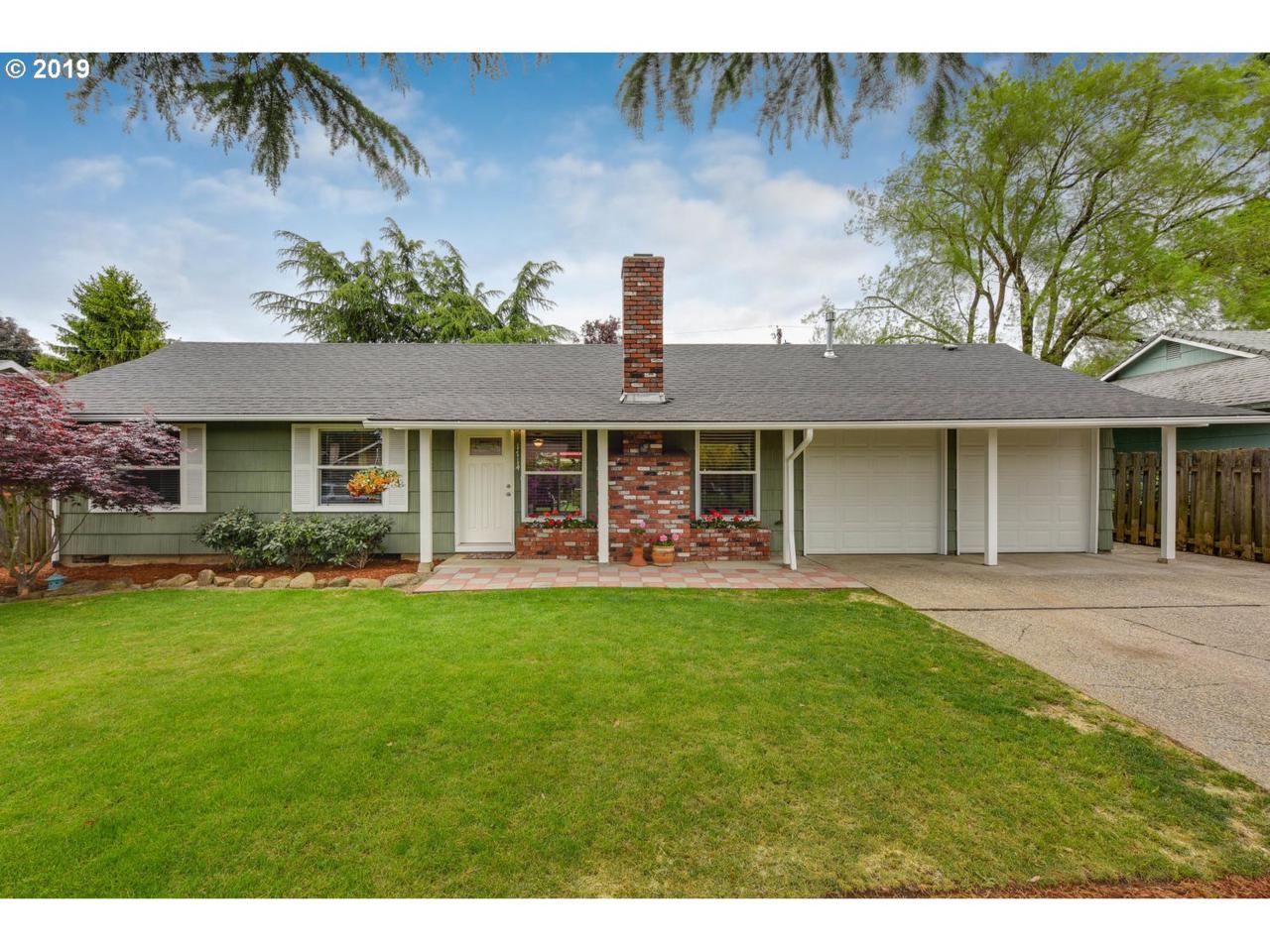 1714 159TH Ave - Photo 1
