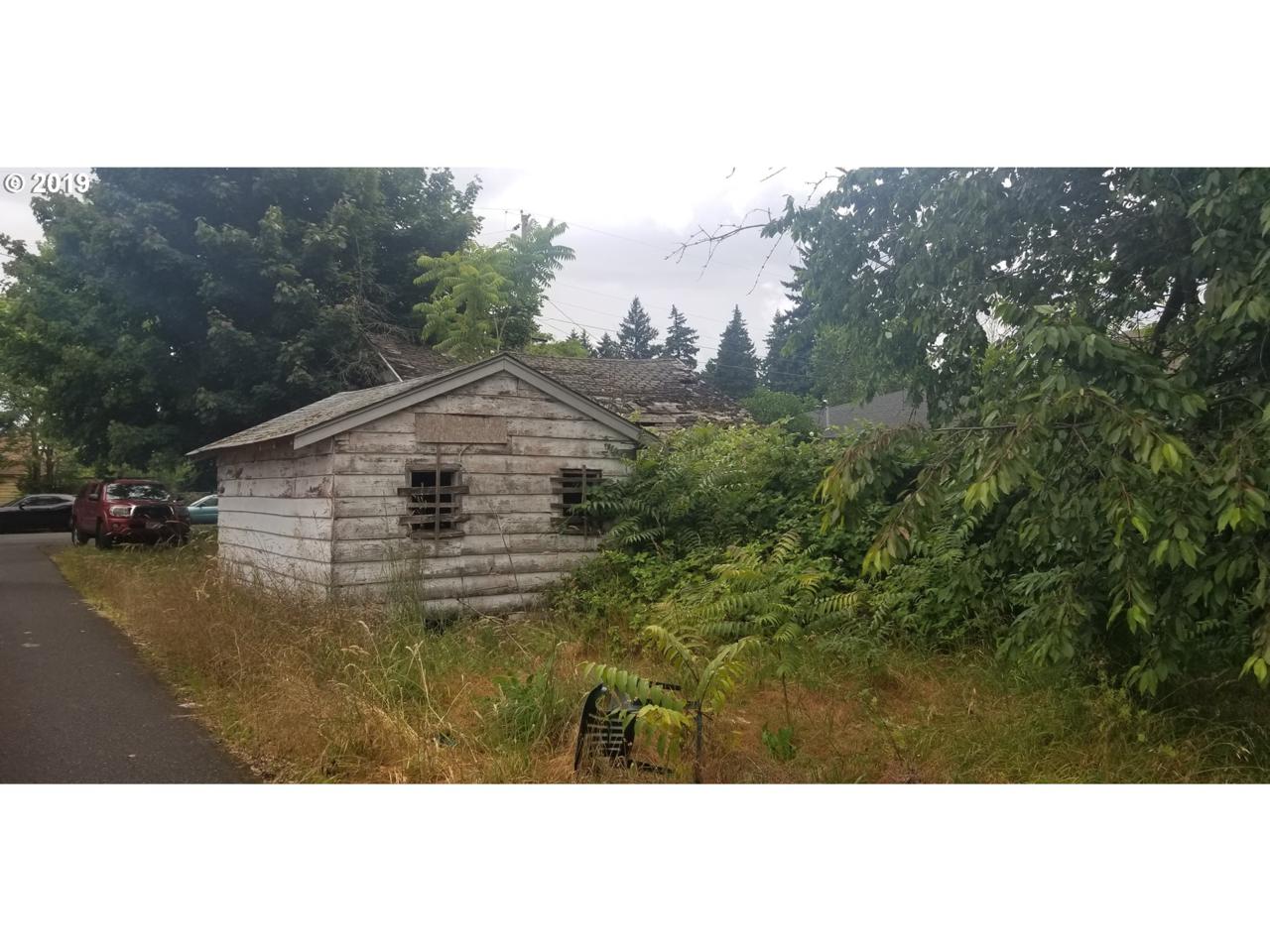 3405 21ST St - Photo 1