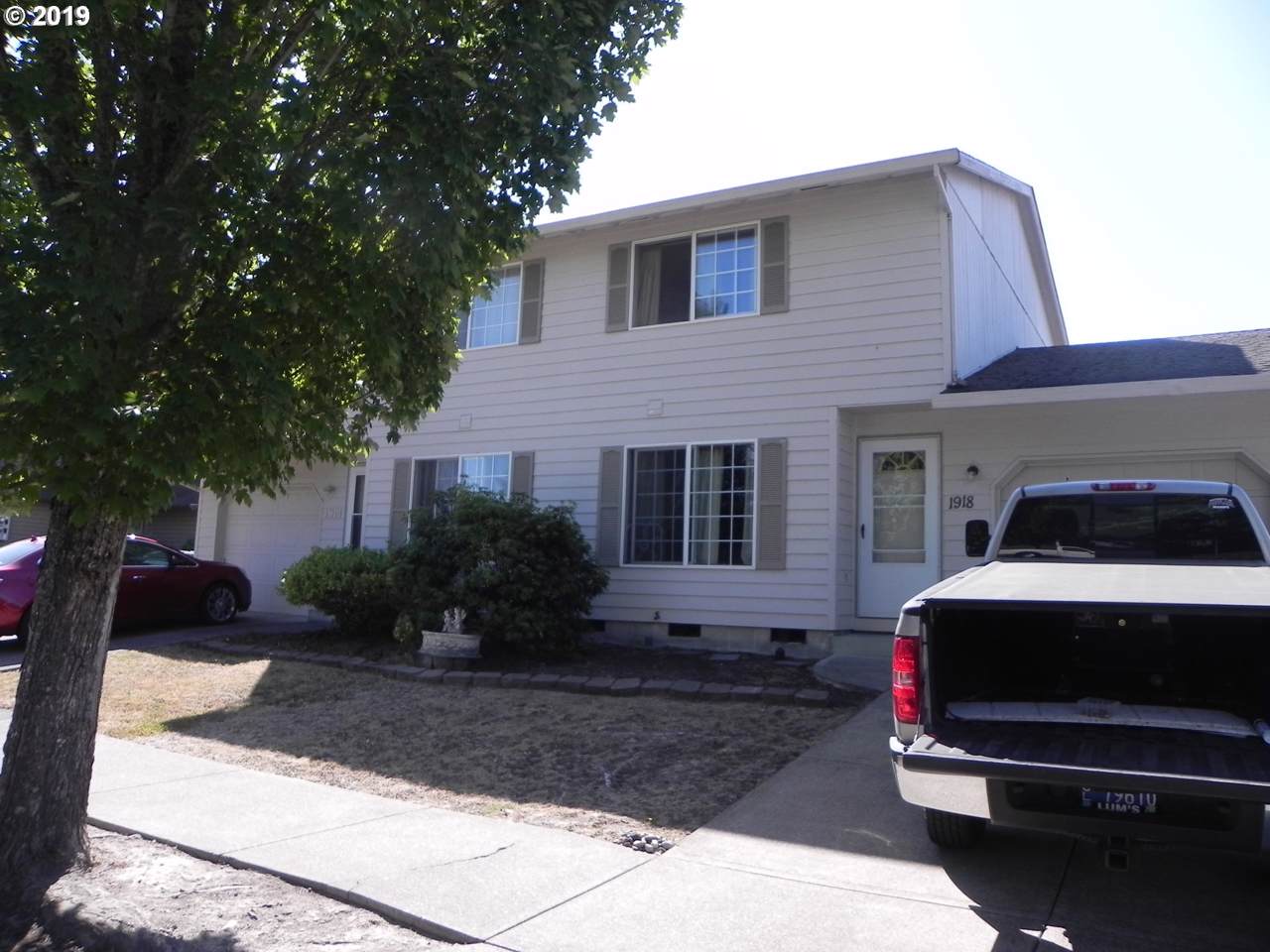 1914 Fellows St - Photo 1