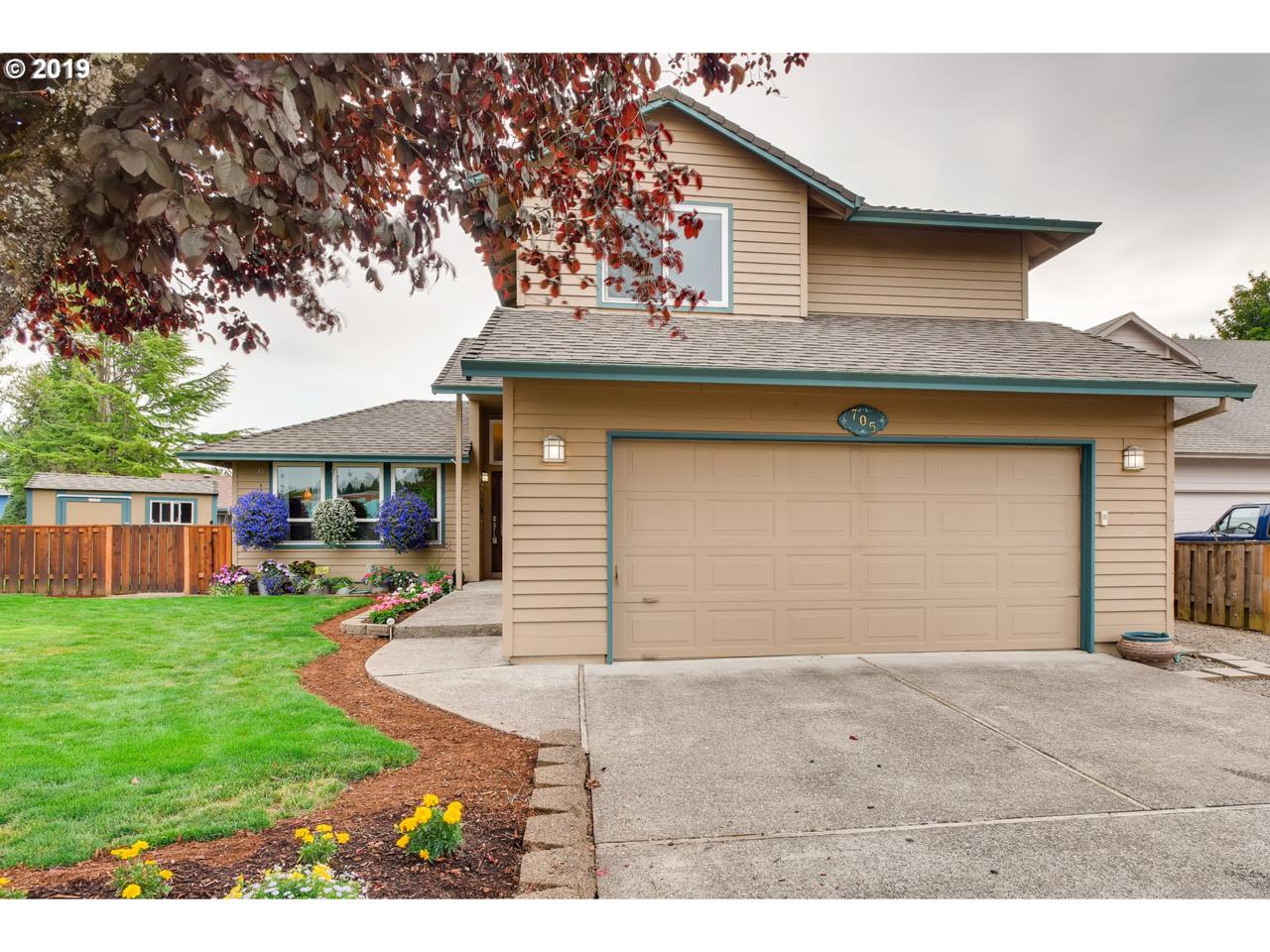 705 Lillyben Ave - Photo 1