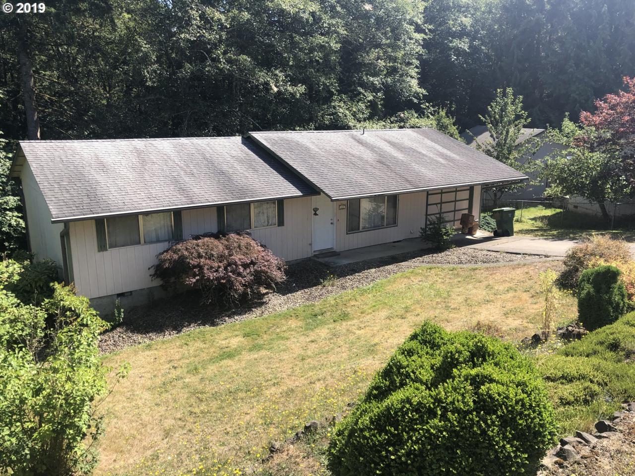 622 Chestnut St - Photo 1