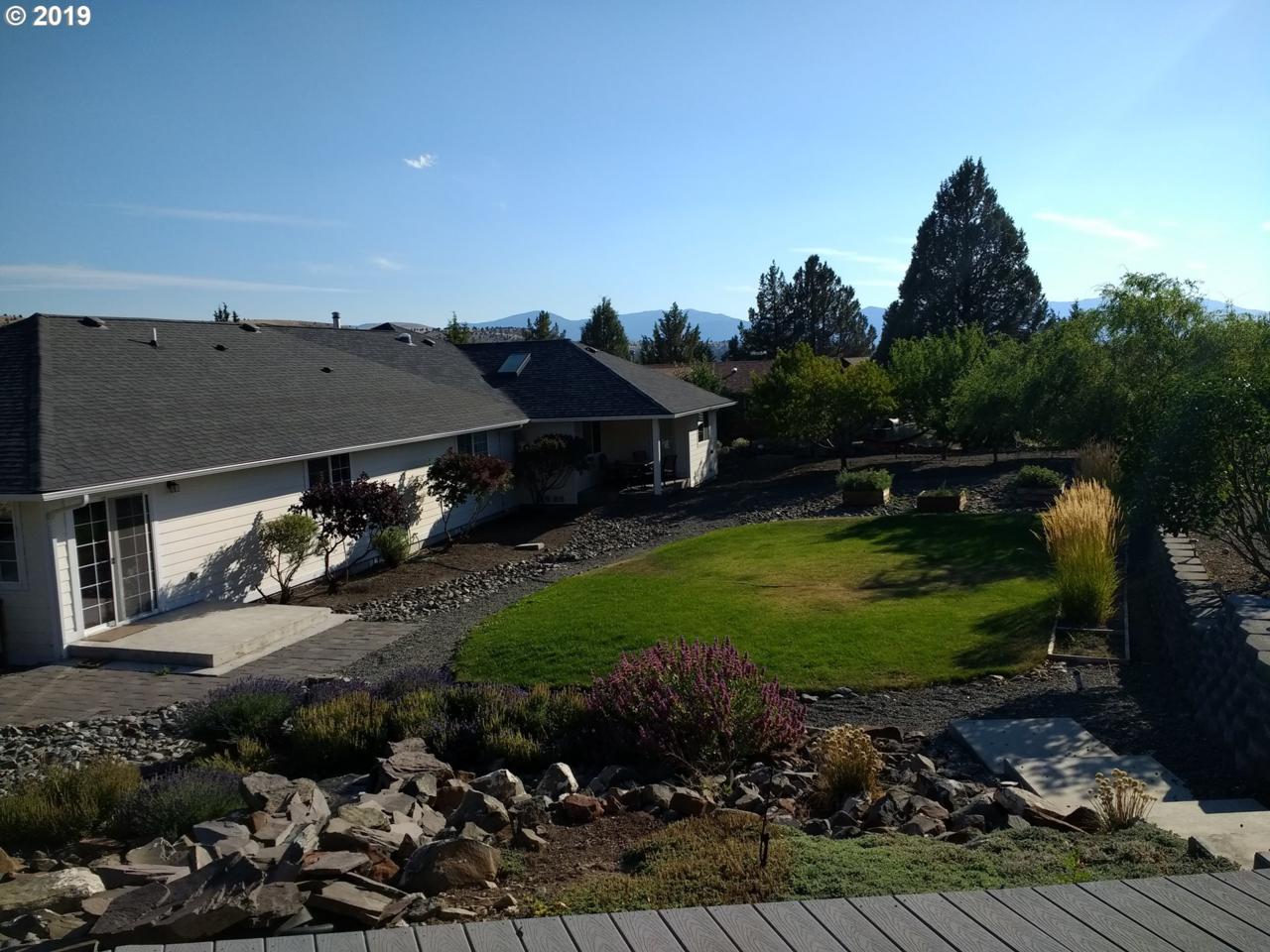 204 Valley View Dr - Photo 1