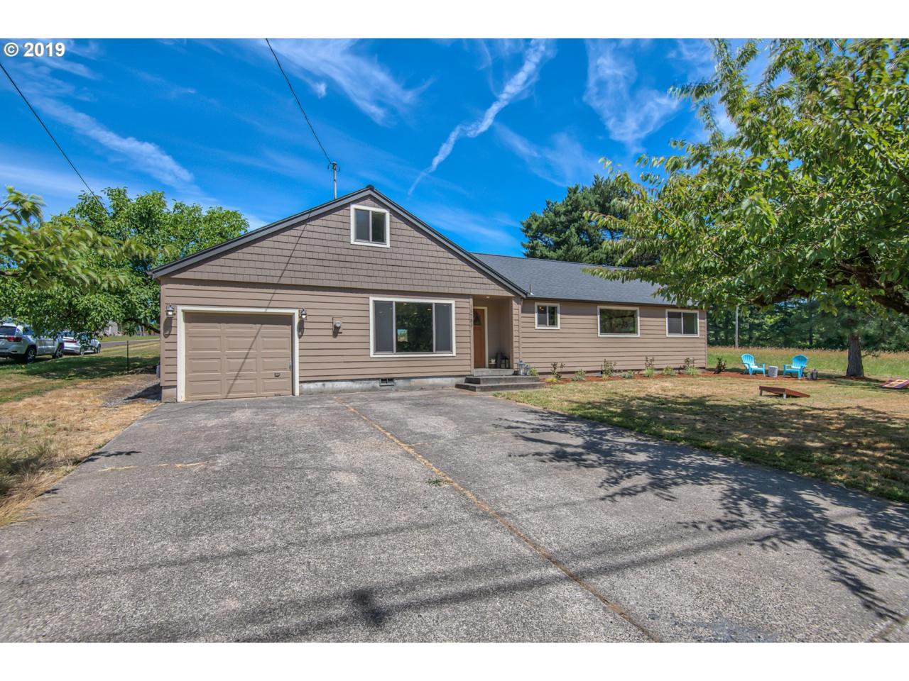 15783 Clatsop St - Photo 1