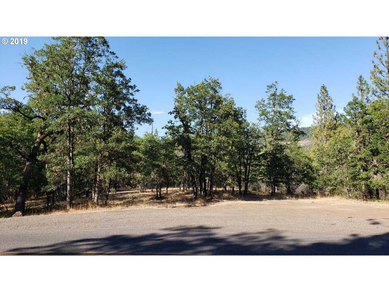 0 Crowfoot Rd - Photo 1