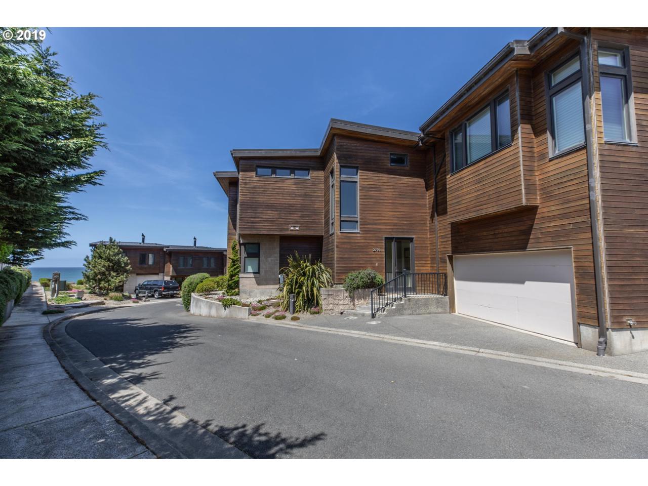 2791 Colony Cir - Photo 1