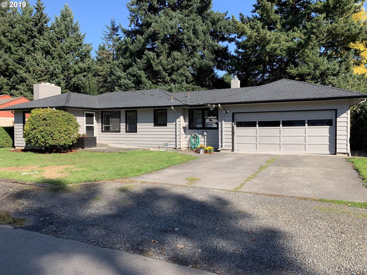 1026 109TH Ave - Photo 1