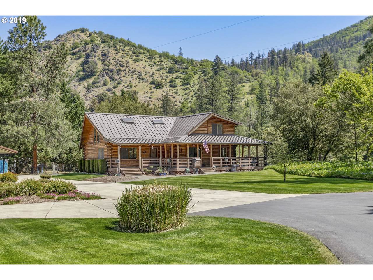 8151 Upper Applegate Rd - Photo 1