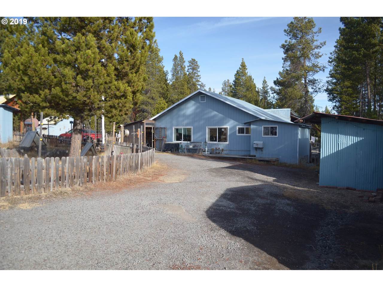 137125 Bitterbrush Ln - Photo 1