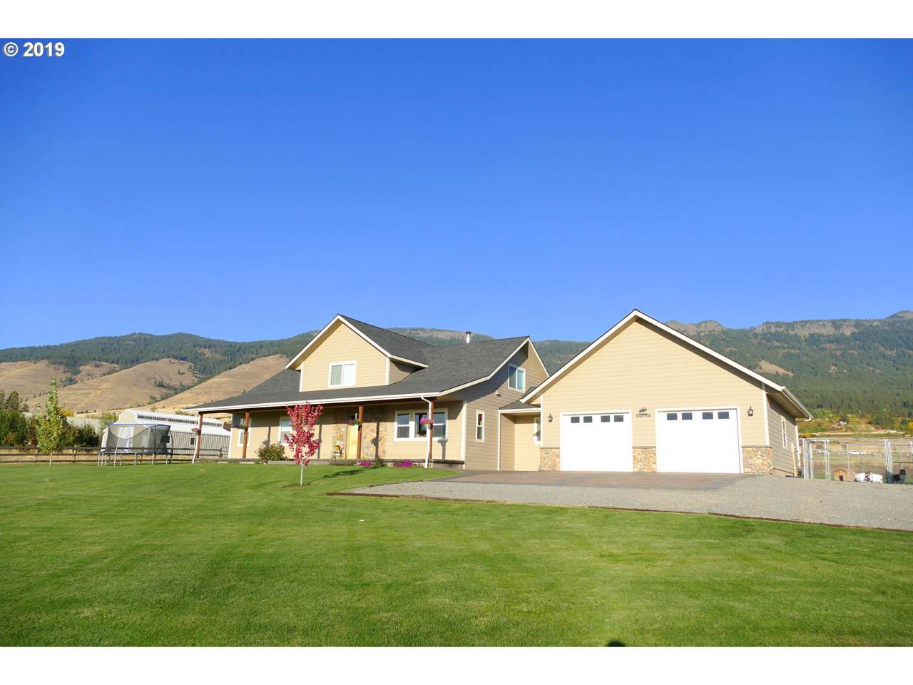 61043 Longview Ln - Photo 1
