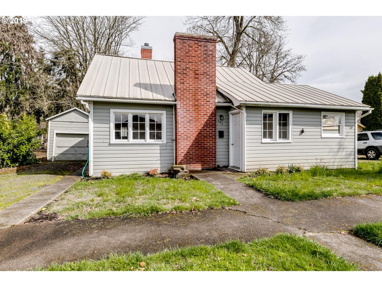 350 Laurel St - Photo 1