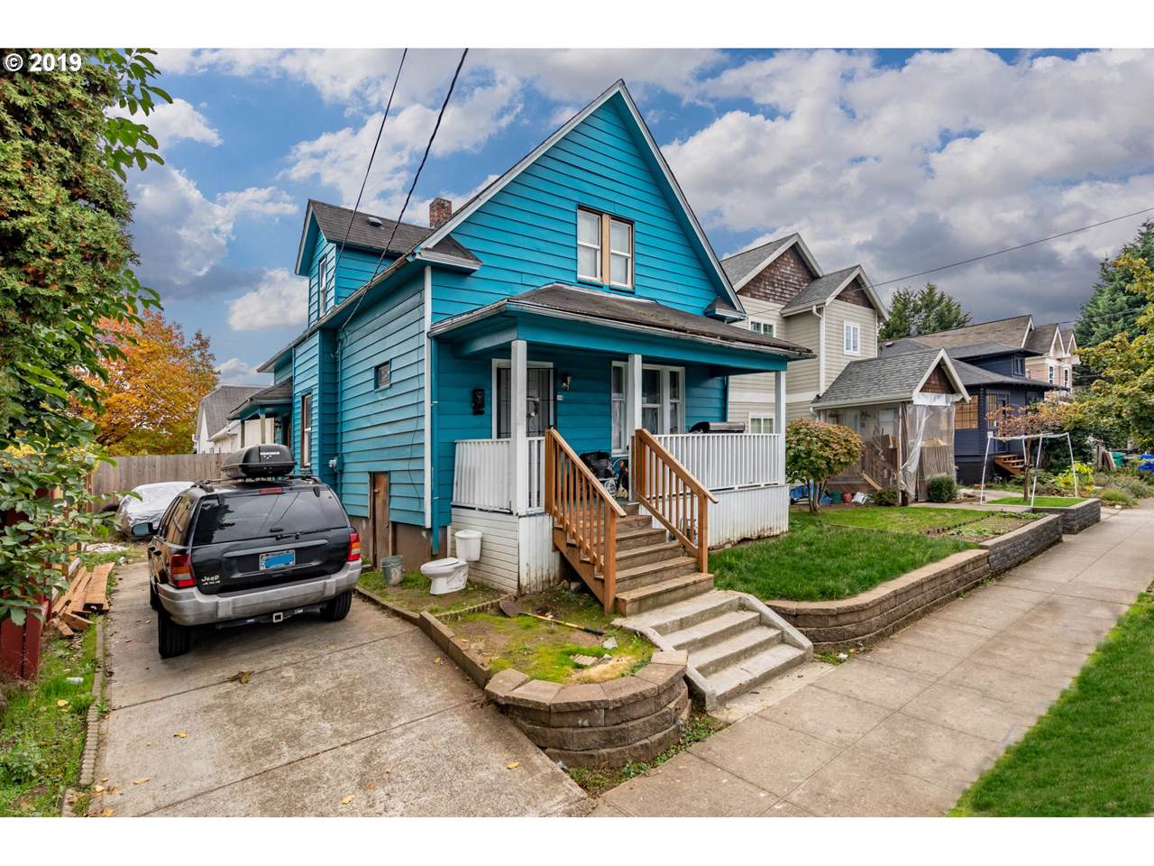 704 Killingsworth Ct - Photo 1