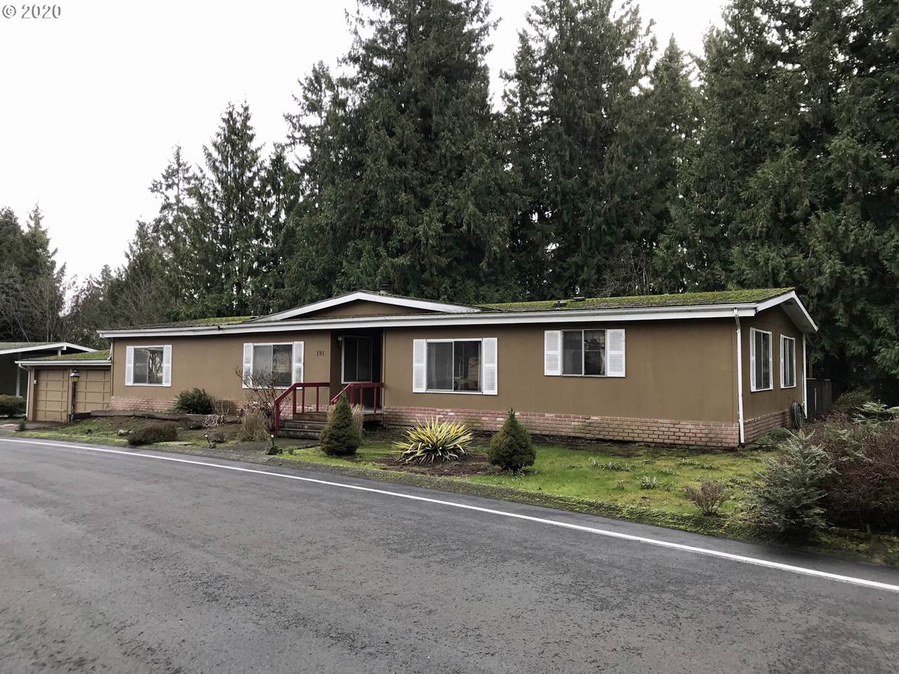 100 195TH Ave - Photo 1