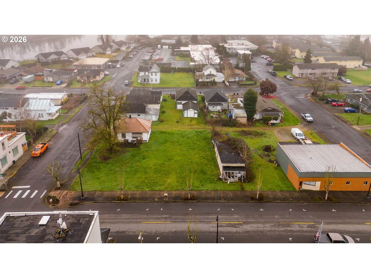 421 Davidson Ave - Photo 1
