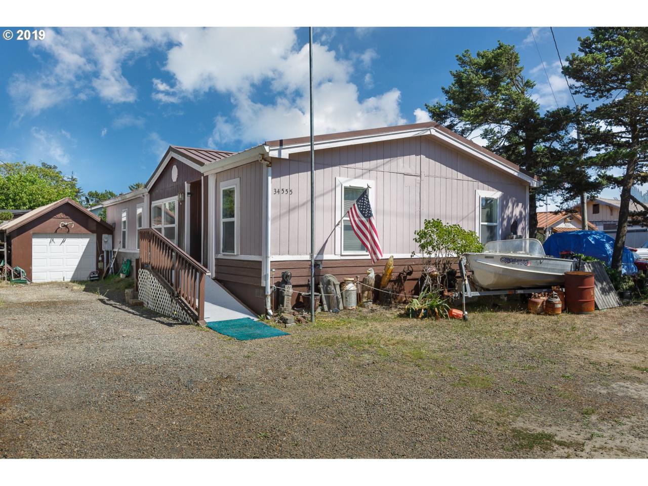 34555 Cape Kiwanda Dr - Photo 1