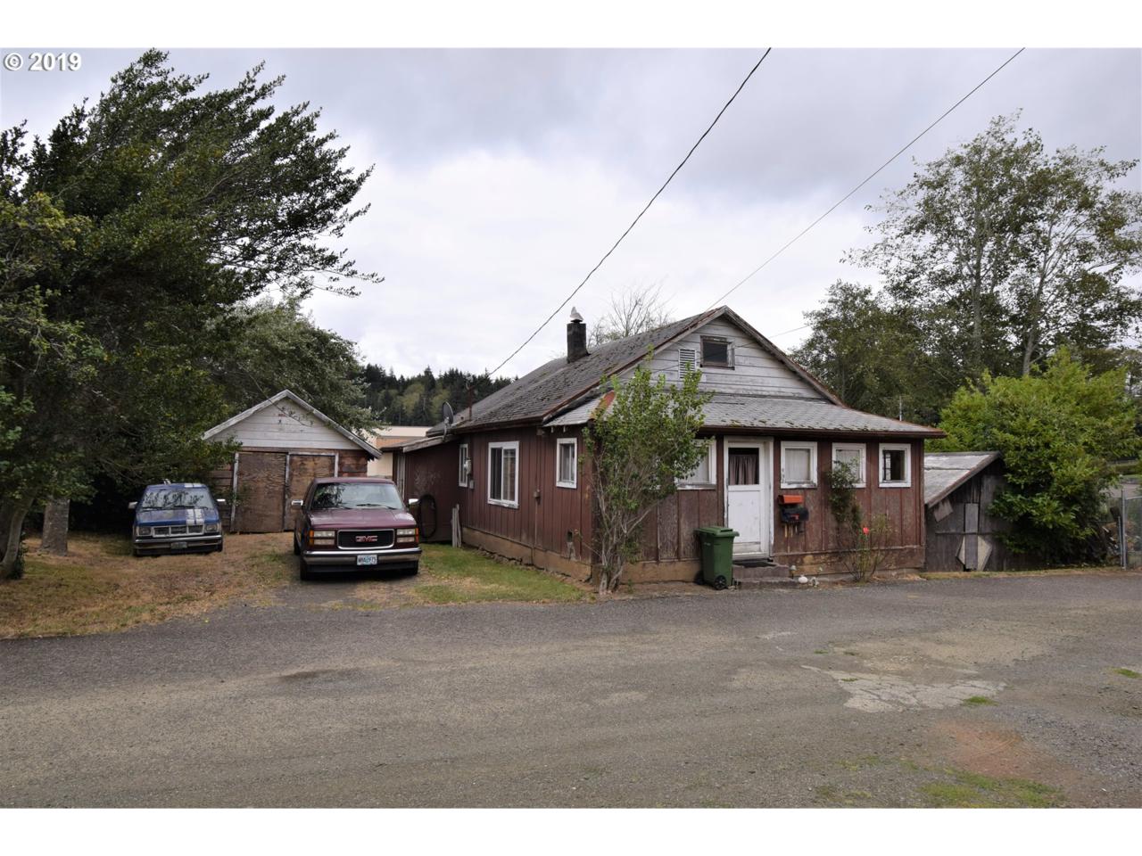 2230 Pacific - Photo 1