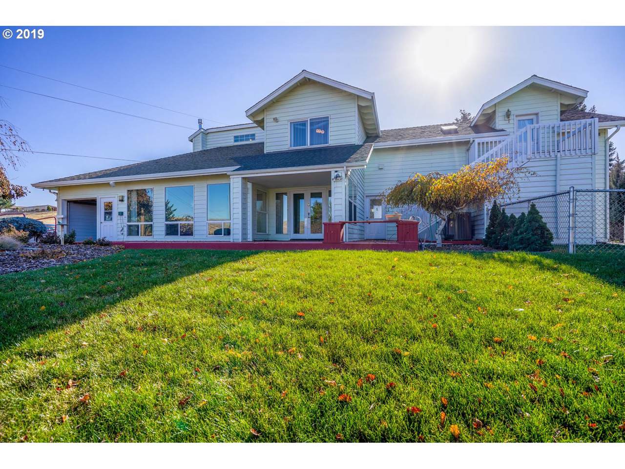 625 Chase St - Photo 1