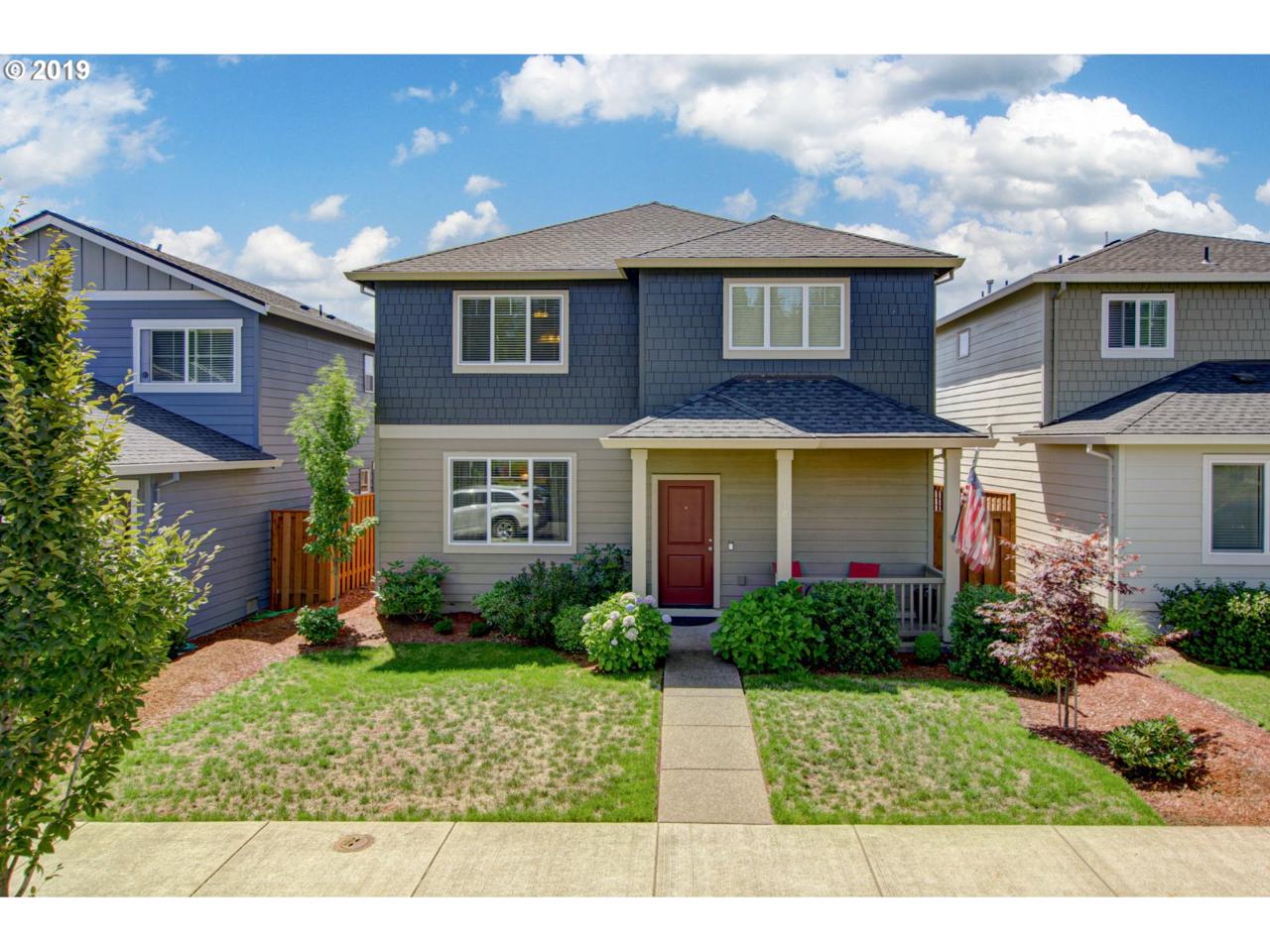 3040 White Oak Ave - Photo 1