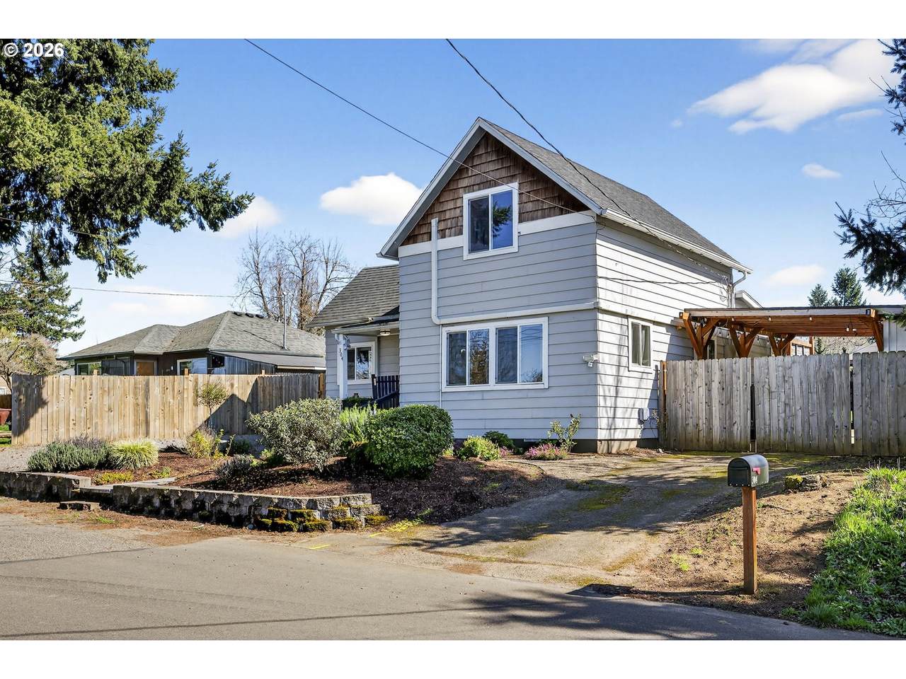 https://bt-photos.global.ssl.fastly.net/portland/1280_boomver_1_194816323-2.jpg