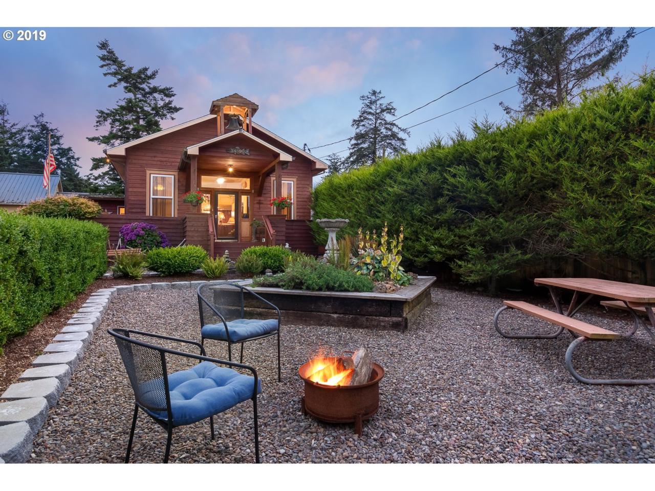 34590 Hill St - Photo 1