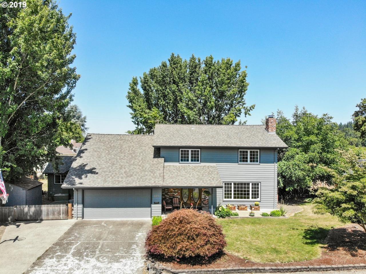 875 Glenwood St - Photo 1