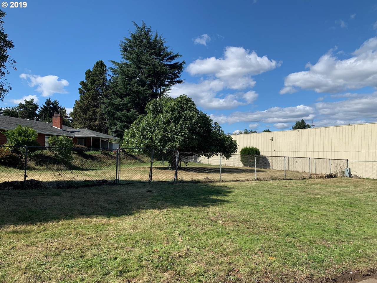 4124 138TH Ave - Photo 1