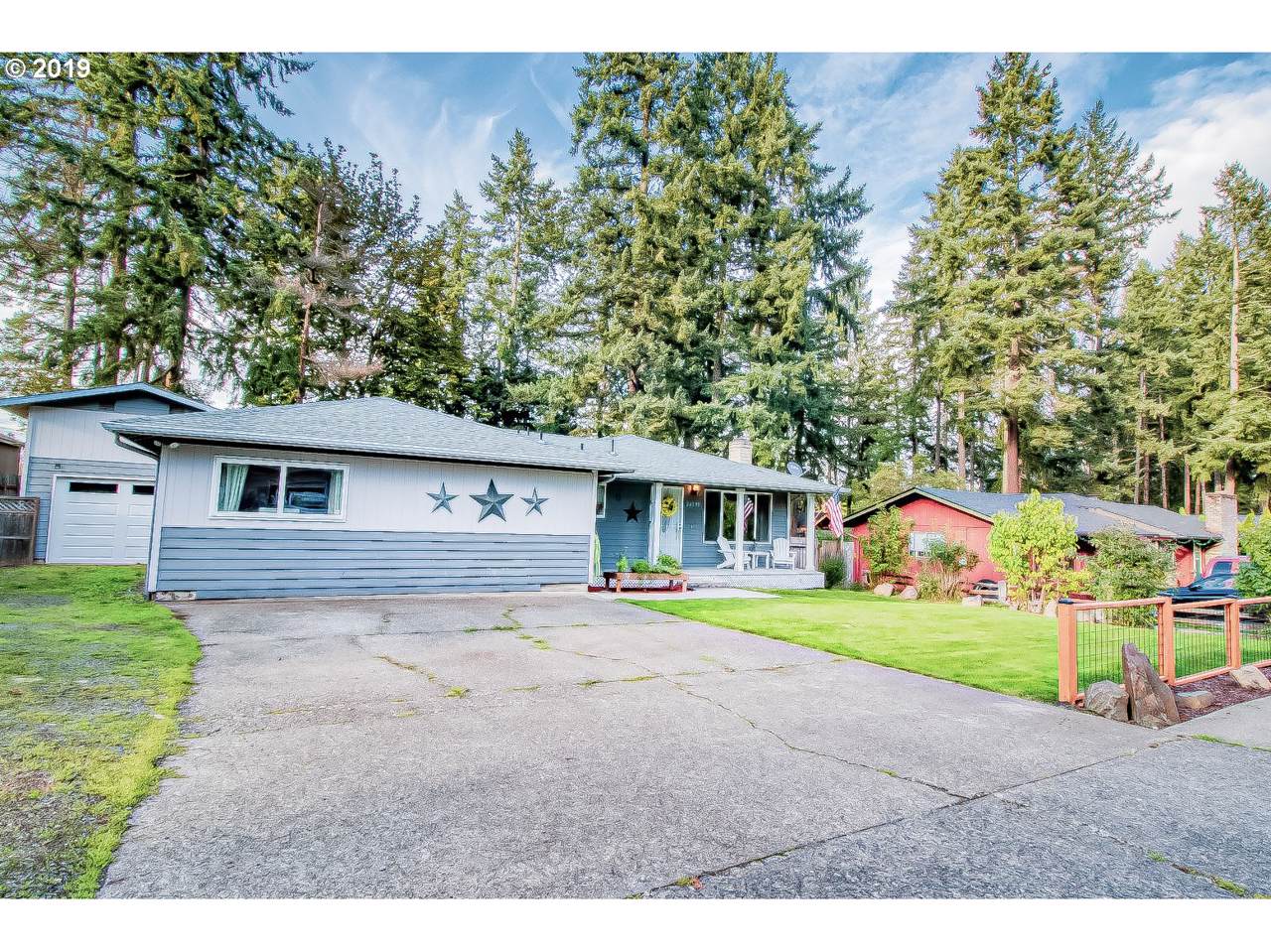 24795 Parkside Dr - Photo 1