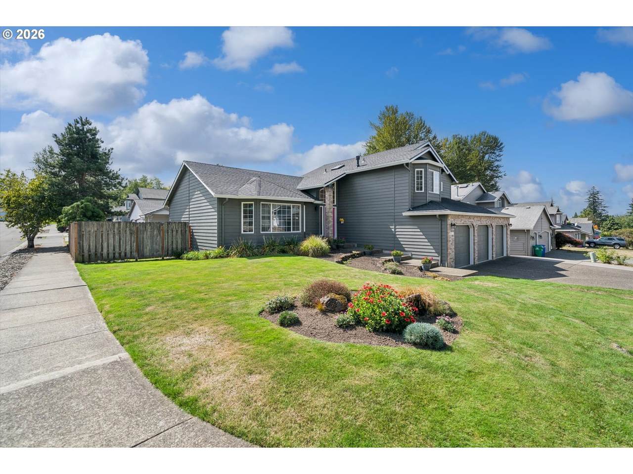 https://bt-photos.global.ssl.fastly.net/portland/1280_boomver_2_195422395-2.jpg